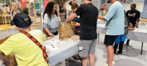 Il ne faut pas faire tomber les poules qui sont sur la pile !